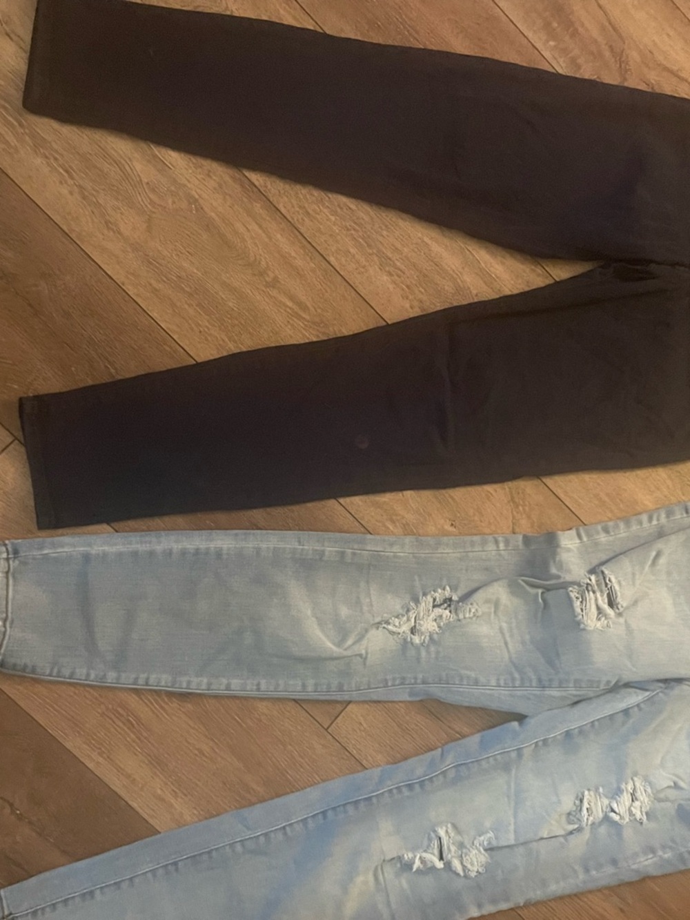 SO Women Skinny Jeans in Black and Light Blue Ripped